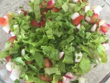 Salada árabe - fatoush