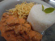 Estrogonofe de carne prático