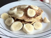 Panqueca de banana e aveia