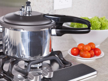 Panelas de pressão: 4 modelos de panelas para você conhecer hoje!