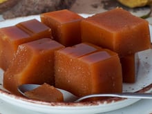 Doce de manga de corte leva só 2 ingredientes: experimente essa receita deliciosa