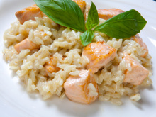 Risoto de salmão com queijo gruyere