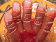 "Que nervoso, fica perfeito!": dedos de cachorro-quente para impressionar no Halloween com uma receita de 3 ingredientes e fácil de fazer