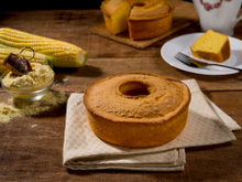 Bolo de milho com queijo