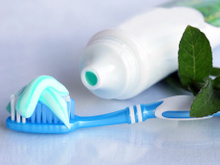 Pasta de dente caseira: saiba como fazer a sua