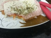 Pizza de pão no micro-ondas