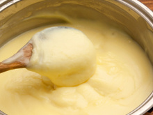 Creme de gemas para recheio: receita fácil de fazer e deliciosa