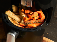 Você sabe como escolher a Air Fryer certa para a sua cozinha? Veja as diferenças entre a fritadeira convencional e a Oven