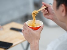 O que comer enquanto maratona doramas? Combinações perfeitas inspiradas nas suas séries favoritas