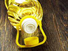 Como descartar o óleo de cozinha corretamente