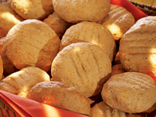 Broa de Milho com Capim Santo