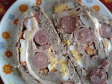 Rocambole de carne recheado