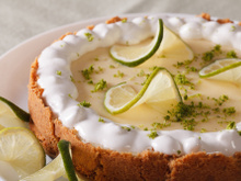 Sobremesas de limão: confira 35 receitas do TudoGostoso com essa fruta