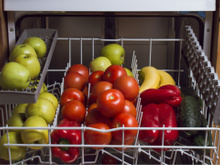 O que não te contaram sobre lavar frutas na lava-louças: isso os vídeos virais não mostram!
