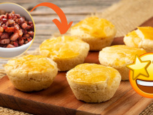 Empadinha de bacon com massa que derrete na boca e fácil de fazer é a receita perfeita pro lanche