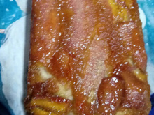 Bolo de banana caramelizado (com massa pronta)
