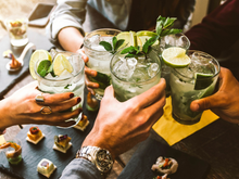 Drinks para o carnaval: 4 acessórios essenciais para preparar bebidas em casa