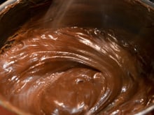 Testamos no TudoGostoso 5 formas diferentes de fazer brigadeiro em casa: uma delas ficou muito mais cremosa que as outras