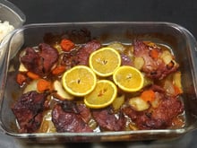 Sobrepaleta assada ao molho de laranja