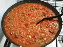 Chili mexicano com vinagrete de coentro