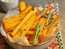 Polenta frita crocante