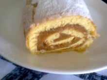 Rocambole de doce de banana