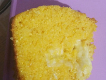 Bolo de milho com queijo 