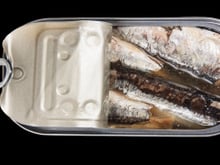 Júlia Farré, nutricionista: "Comer sardinhas enlatadas com espinhas fornece duas vezes mais cálcio do que o leite, algo que eu recomendo muito"