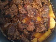 Carne de panela com batata deliciosa