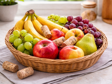 Rolhas de vinho na fruteira: entenda como esse objeto pode ajudar a conservar as frutas por muito mais tempo