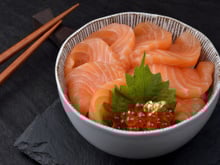 Qual o tipo de faca ideal para cortar sushi e sashimi?