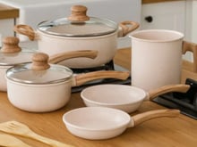 3 conjuntos de panelas com até 54% de desconto para renovar a cozinha no 7.7