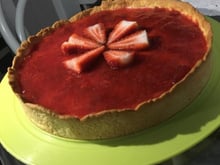 Torta de morango fácil e deliciosa 