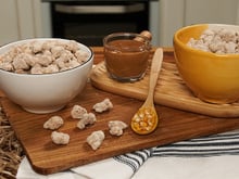 Pipoca de doce de leite com ninho e canela