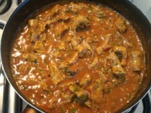 Iscas de carne ao molho de pimenta