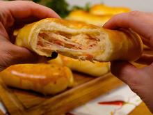 A minha avó faz esse salgado assado há mais de 20 anos e a gente já fez muito dinheiro vendendo salgado com essa massa