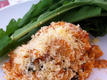 Risoto de frango com tomates