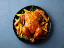 O que servir em um Natal econômico: essa receita de frango assado é a solução dos seus problemas