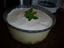 Sobremesa tropical de abacaxi