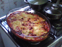 Lasanha maluca à bolonhesa com calabresa e bacon