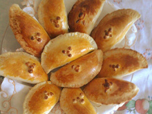 Calzone de frango com espinafre assado