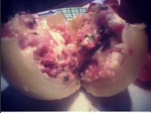 Cebolas recheadas com linguiça calabresa