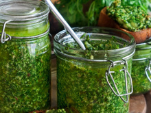 Detalhe no modo de preparo da receita de molho pesto faz toda diferença no resultado. Aprenda esse truque essencial!