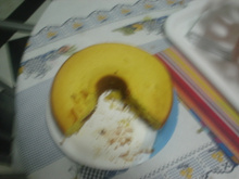 Fofura de fubá com goiabada