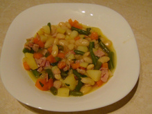 Jardineira de legumes com toucinho defumado