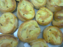 Pão doce com creme