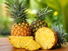 "Eu não gosto muito de smoothies, então é assim que eu uso o miolo do abacaxi"