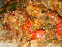 Moqueca de ovo com mamão verde e camarão