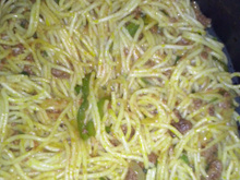 Macarrão com carne moída