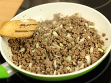 6 ideias para variar o preparo de carne moída em casa (e deixar o cardápio semanal muito mais saboroso)